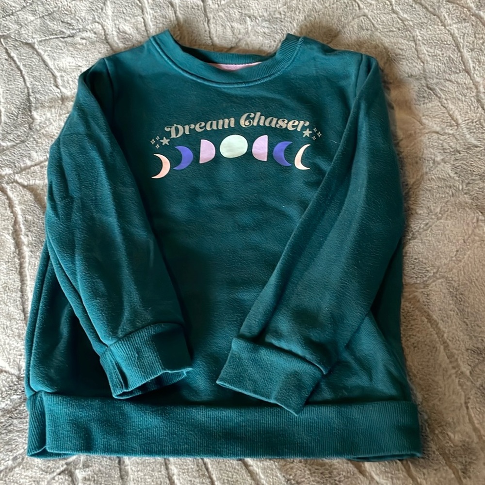 Warm sweater size 6